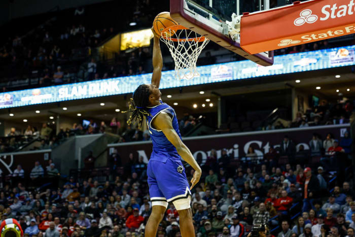 Bass Pro Tournament of Champions Missouri boys basketball dunk contest January 13 2024 Nate Latsch 25455